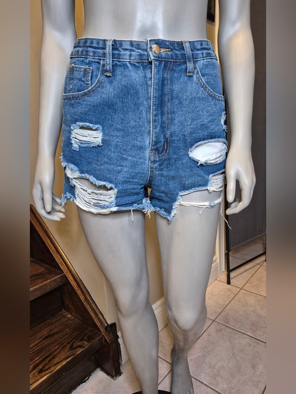 High-waist Distressed Denim Shorts - Blue